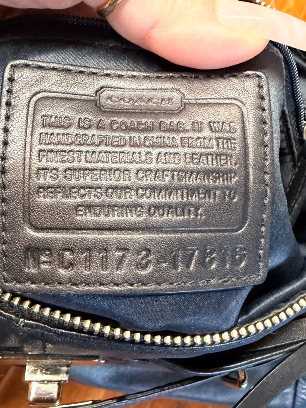 Coach Ashley Black Leather Hobo Bag Turnlock 17888 Large